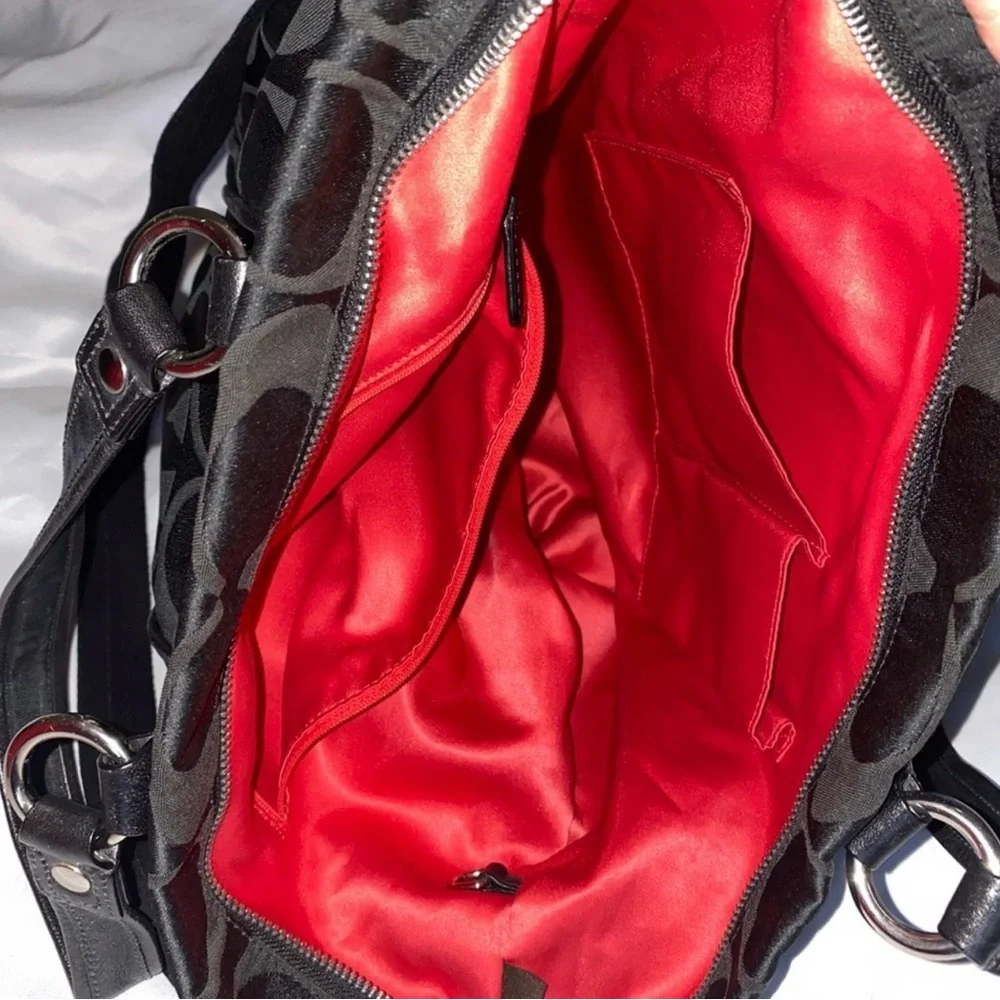 Coach Black Shoulder Bag with Silver Details - Picture 7 of 9